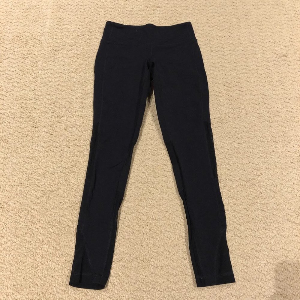 Aritzia TNA Mesh Mid Rise Leggings
